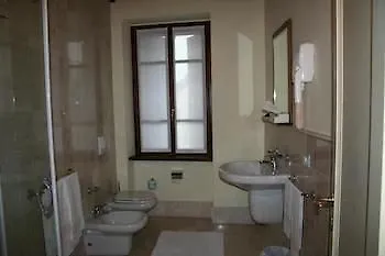 Corte Uccellanda Relais 몬잠바노 아파트호텔